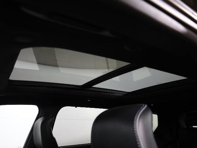 Used 2024 Jeep Grand Cherokee L Overland w/ Luxury Tech Group IV image 21