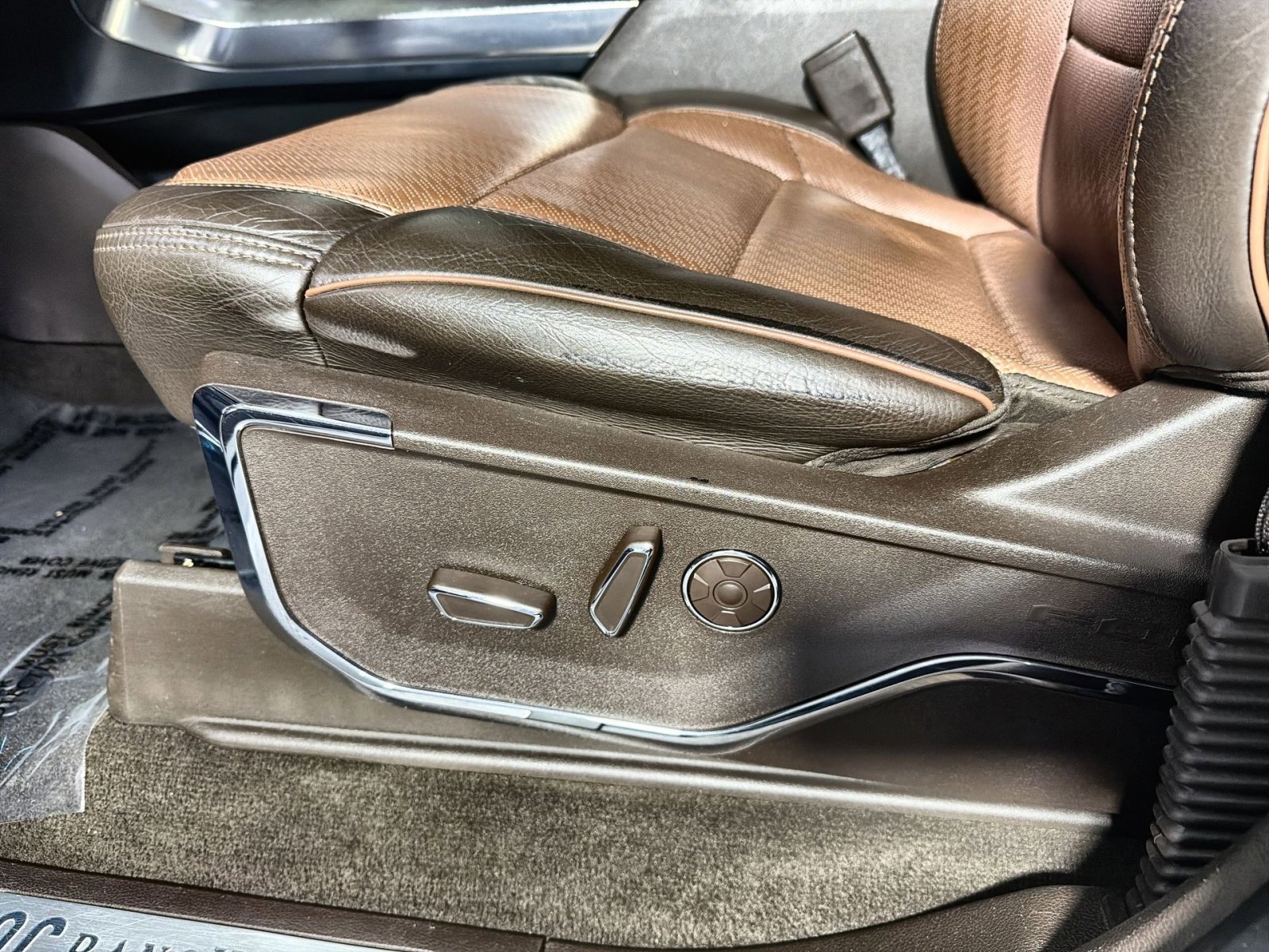 Certified 2021 Ford F150 King Ranch w/ Equipment Group 601A High AWD/4WD image 38