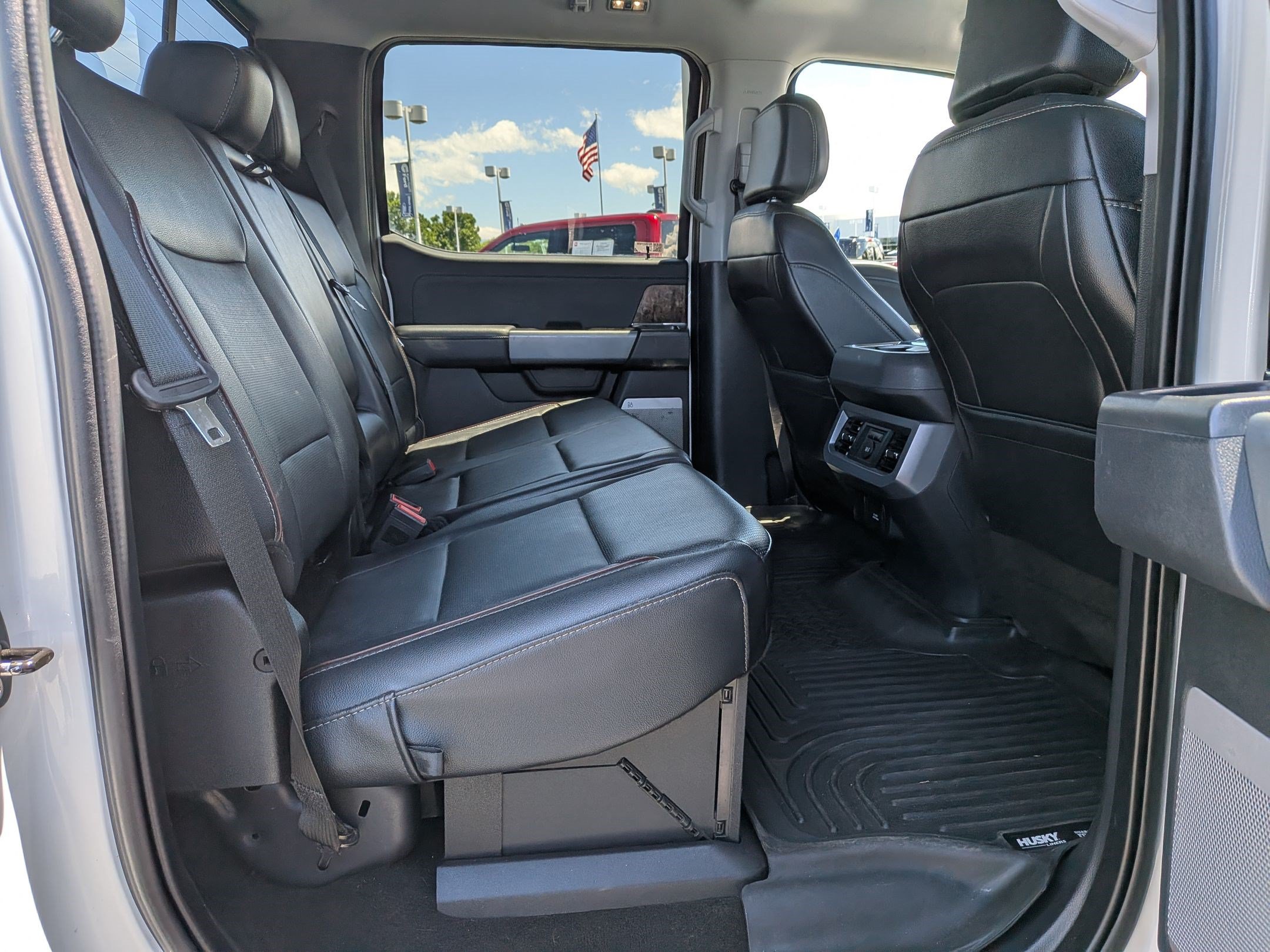 Certified 2024 Ford F350 Lariat AWD/4WD image 33