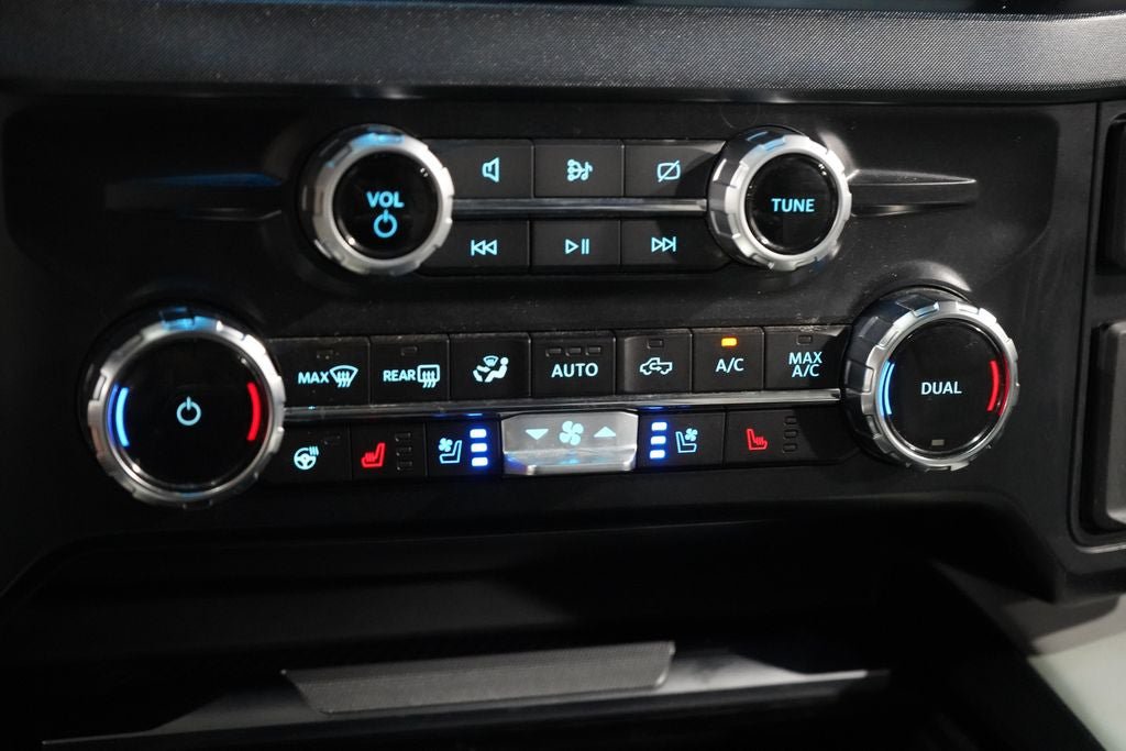 Certified 2024 Ford F350 Limited AWD/4WD image 17
