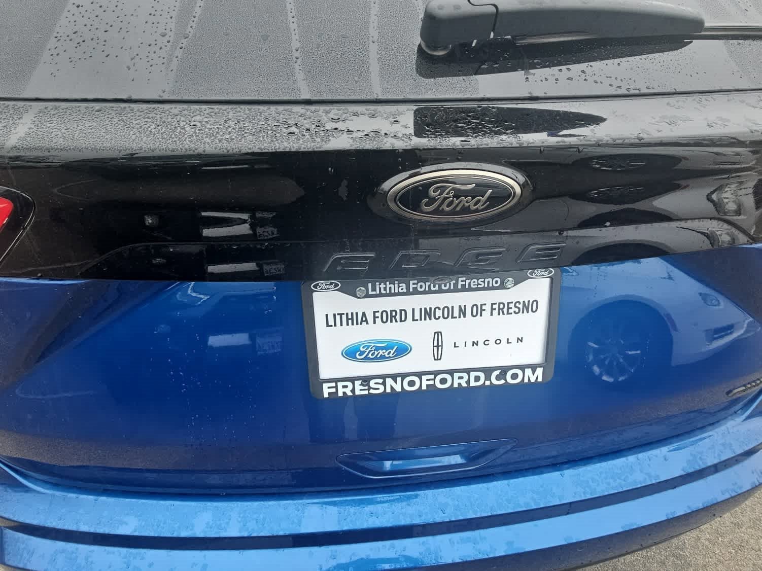 Certified 2024 Ford Edge SE w/ Black Appearance Package image 8