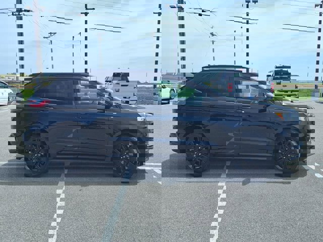 Certified 2024 Ford Edge ST-Line image 6