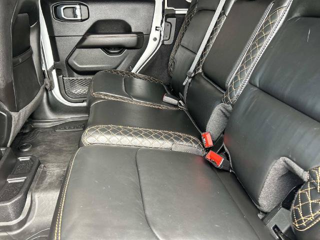 Used 2021 Jeep Wrangler Unlimited Sahara AWD/4WD image 14
