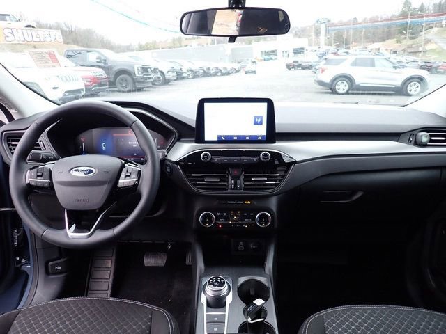 Certified 2024 Ford Escape Active AWD/4WD image 19
