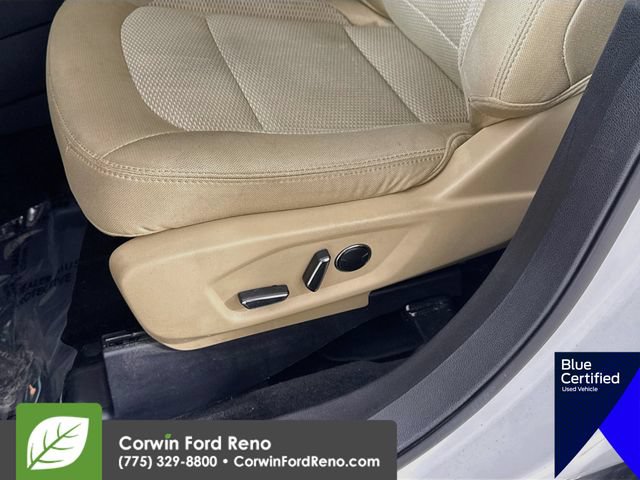 Certified 2017 Ford Explorer XLT w/ Equipment Group 201A AWD/4WD image 21