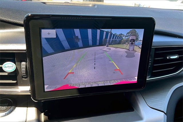 Certified 2022 Ford Explorer XLT w/ Equipment Group 202A image 21