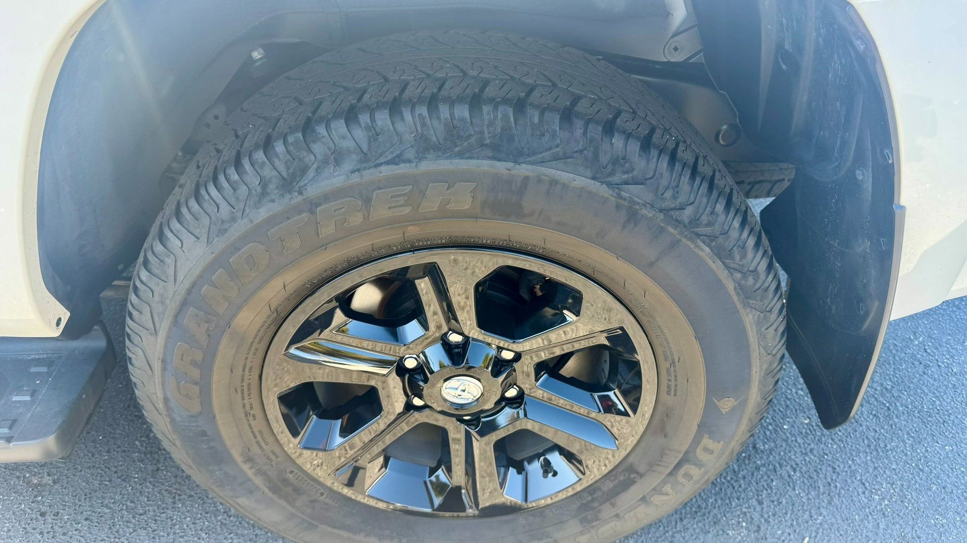 Used 2024 Toyota 4Runner SR5 image 19