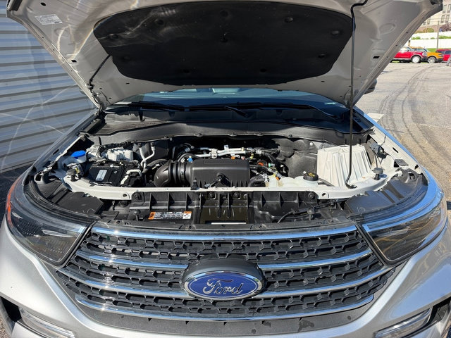 Certified 2024 Ford Explorer XLT w/ Equipment Group 202A AWD/4WD image 15