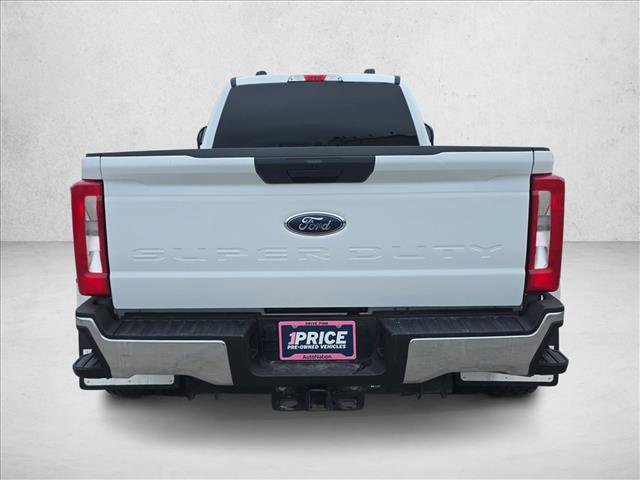 Certified 2025 Ford F350 XLT AWD/4WD image 4