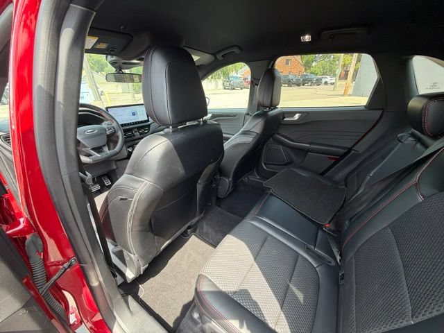 Certified 2024 Ford Escape ST-Line w/ Tech Pack #1 AWD/4WD image 11