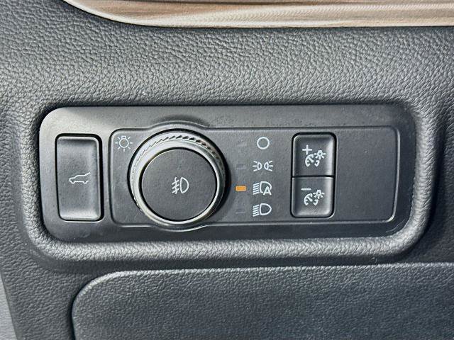 Certified 2020 Ford Explorer Limited AWD/4WD image 11
