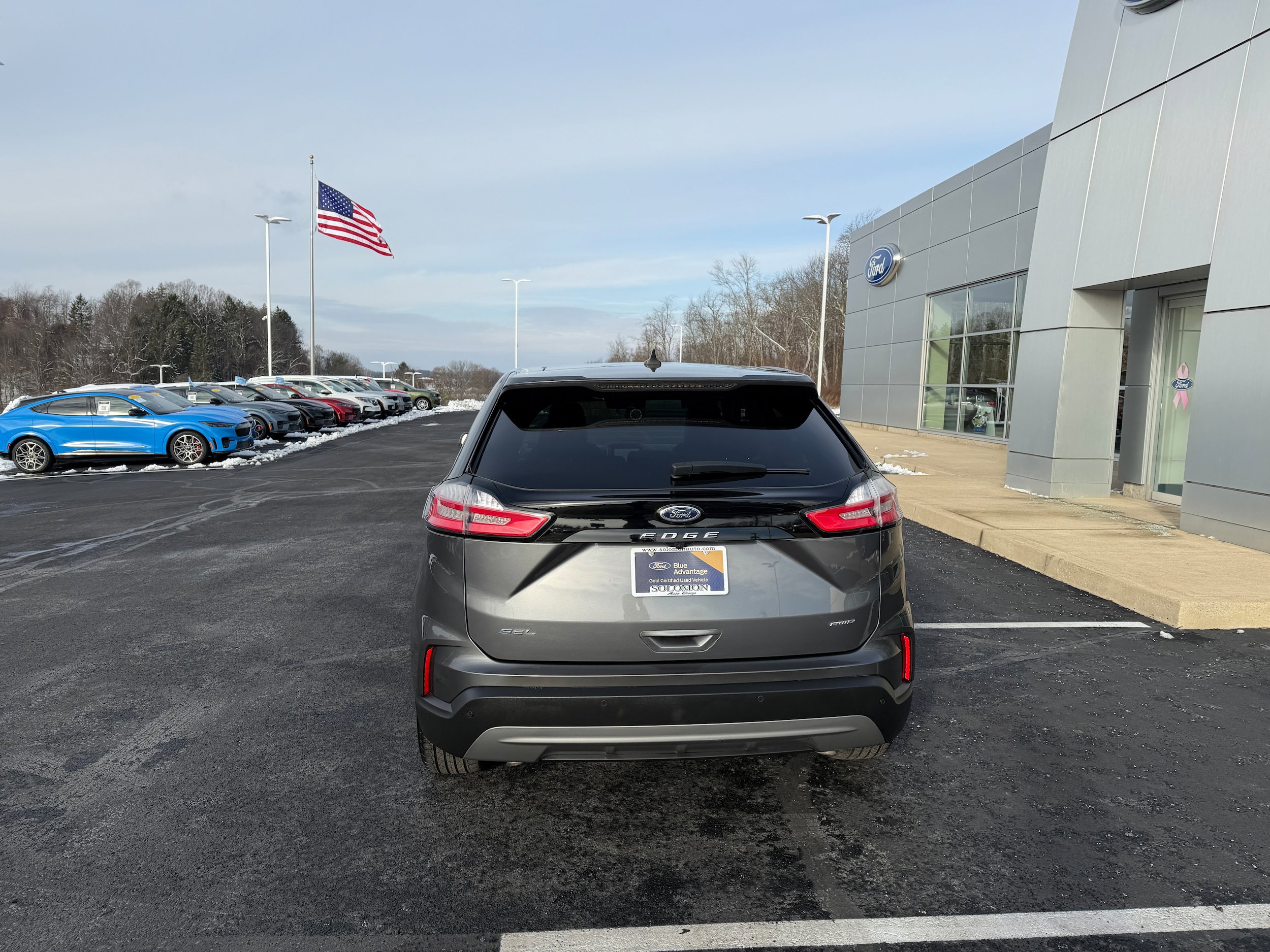 Certified 2024 Ford Edge SEL w/ Convenience Package AWD/4WD image 5