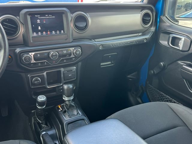 Used 2022 Jeep Wrangler Unlimited Sport AWD/4WD image 31