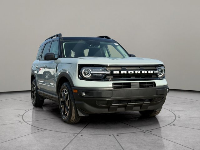 Certified 2024 Ford Bronco Sport Outer Banks w/ Tech Package AWD/4WD image 13