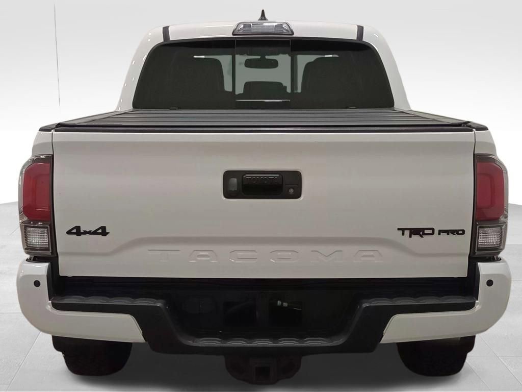 Used 2017 Toyota Tacoma TRD Pro AWD/4WD image 4