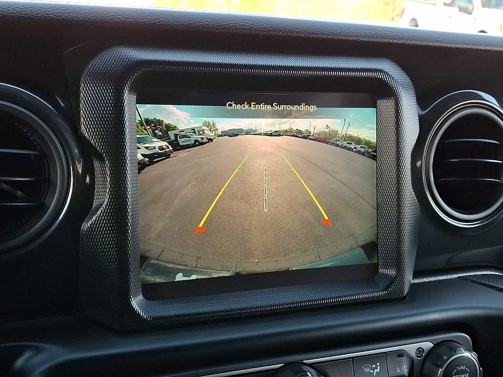 Used 2023 Jeep Wrangler Unlimited Sport AWD/4WD image 18