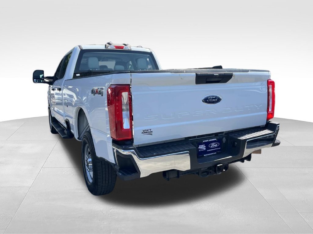 Certified 2024 Ford F250 XL w/ XL Chrome Package AWD/4WD image 6