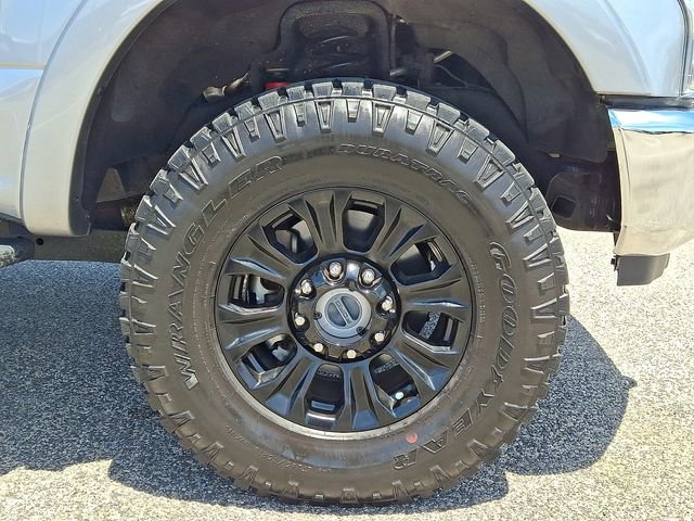 Certified 2022 Ford F250 Lariat w/ Tremor Off-Road Package AWD/4WD image 8