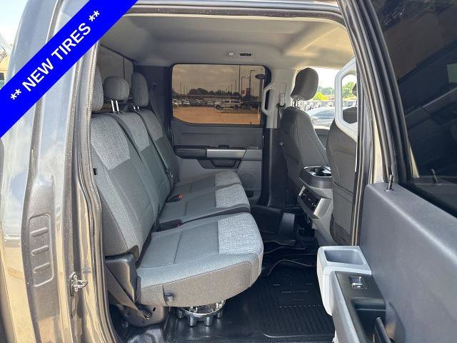 Certified 2024 Ford F250 XLT image 11