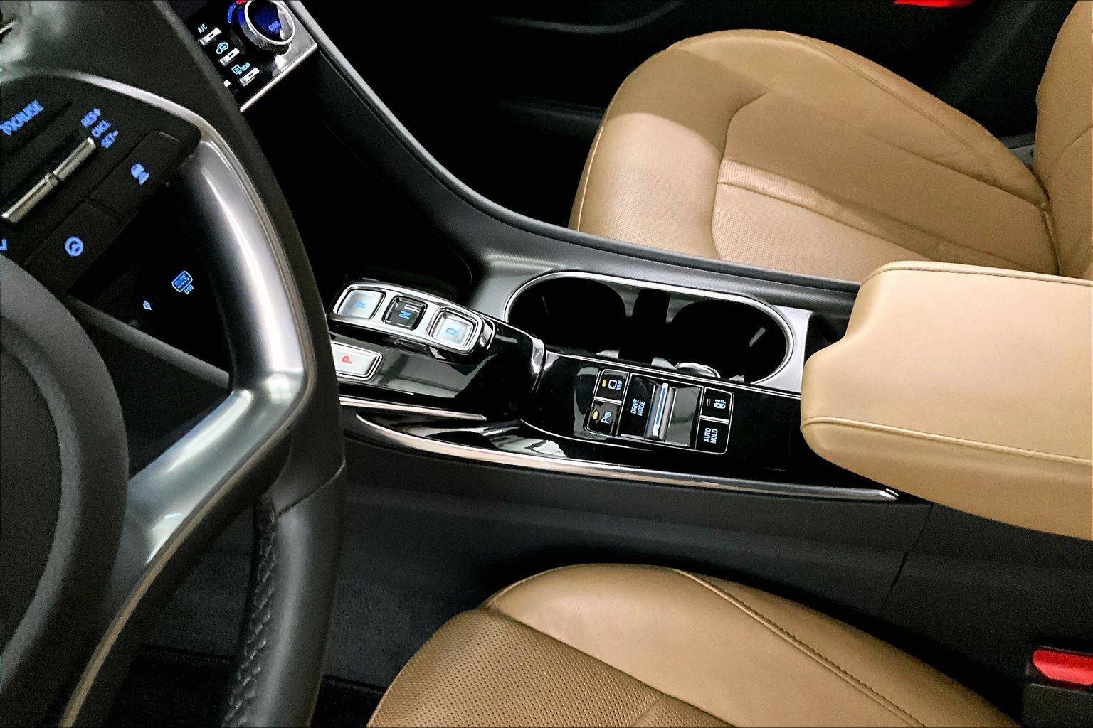 Used 2021 Hyundai Sonata Limited w/ Cargo Package image 16