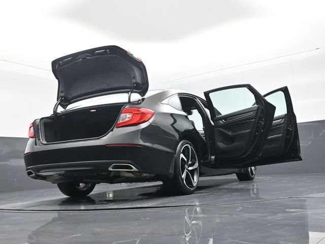 Used 2018 Honda Accord Sport image 29