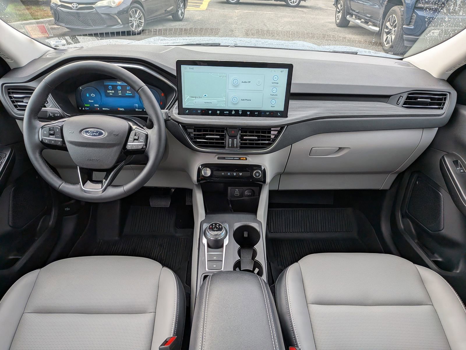 Certified 2025 Ford Escape Platinum image 17