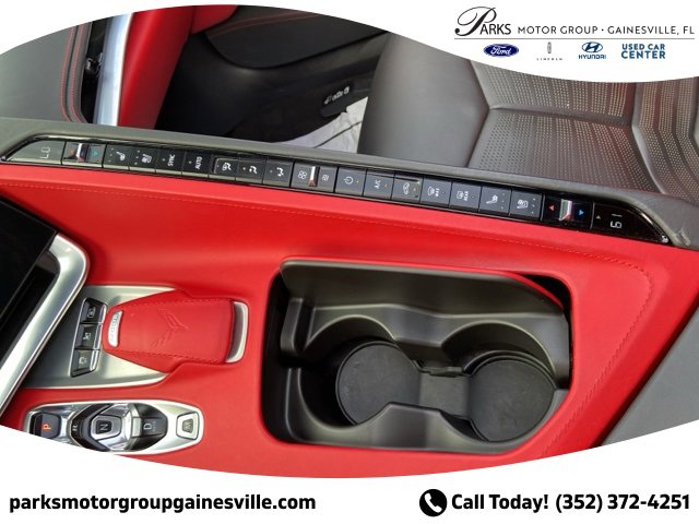 Used 2022 Chevrolet Corvette Stingray Premium Cpe w/ Z51 Performance Package image 19
