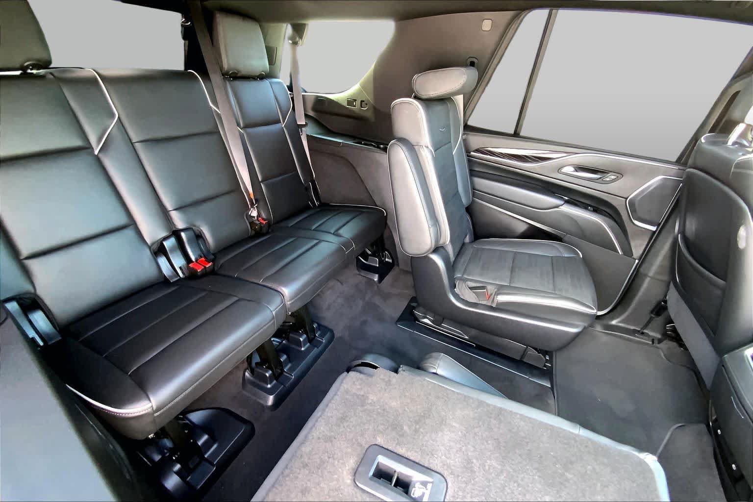 Used 2023 Cadillac Escalade Sport AWD/4WD image 18