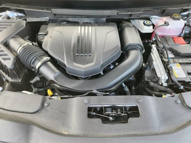 Used 2026 Chevrolet Traverse LT FWD image 32