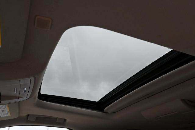 Used 2020 GMC Yukon Denali image 19