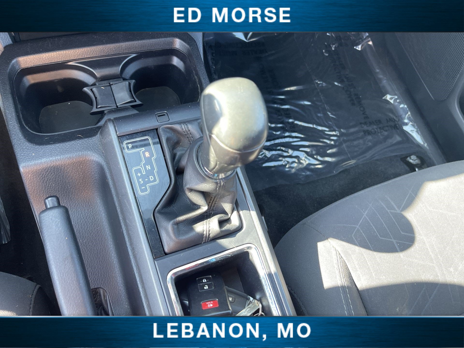 Used 2017 Toyota Tacoma TRD Sport w/ Tow Package (A/T) AWD/4WD image 15