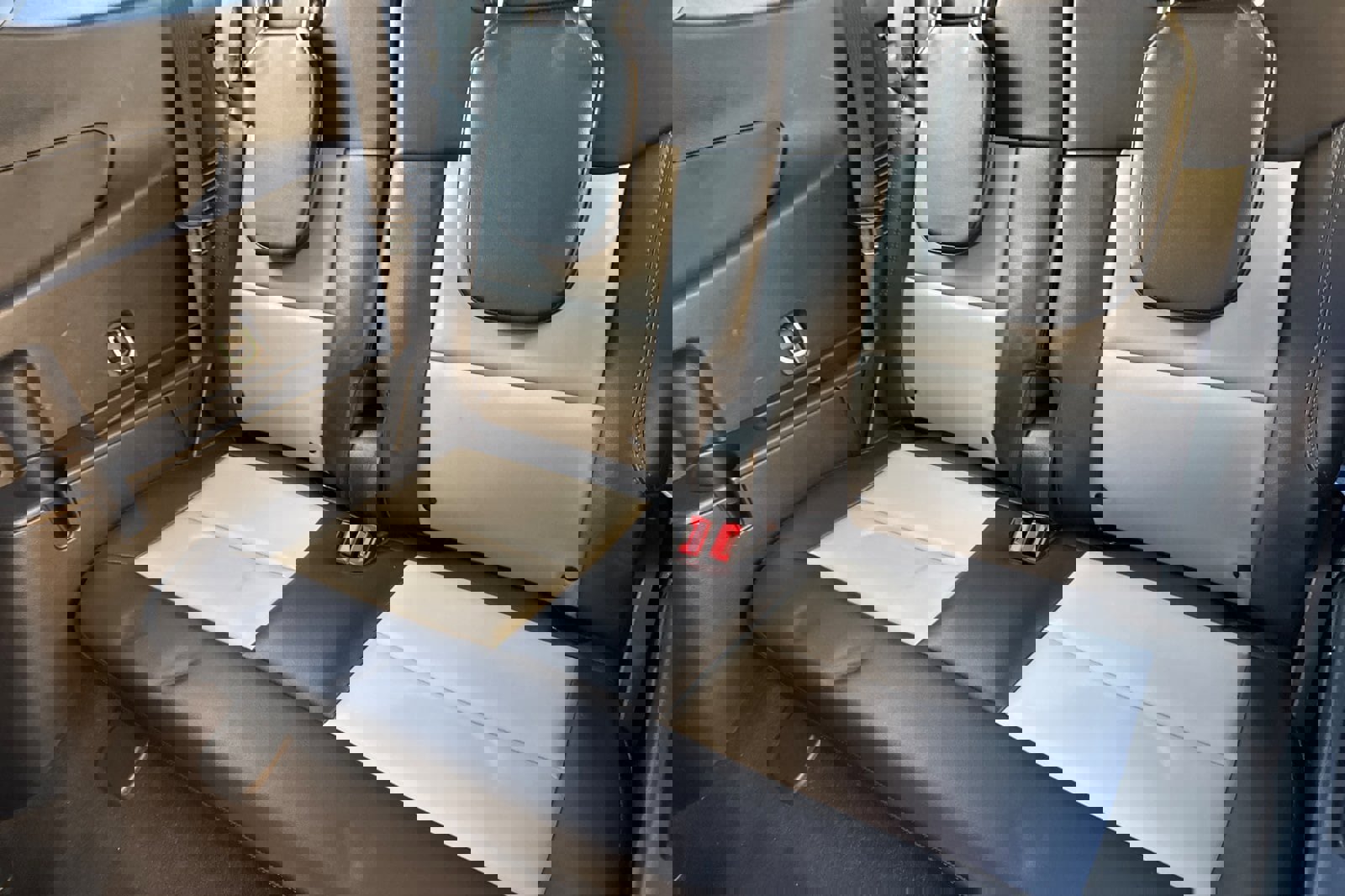 Certified 2023 Ford Explorer XLT w/ Equipment Group 202A image 16