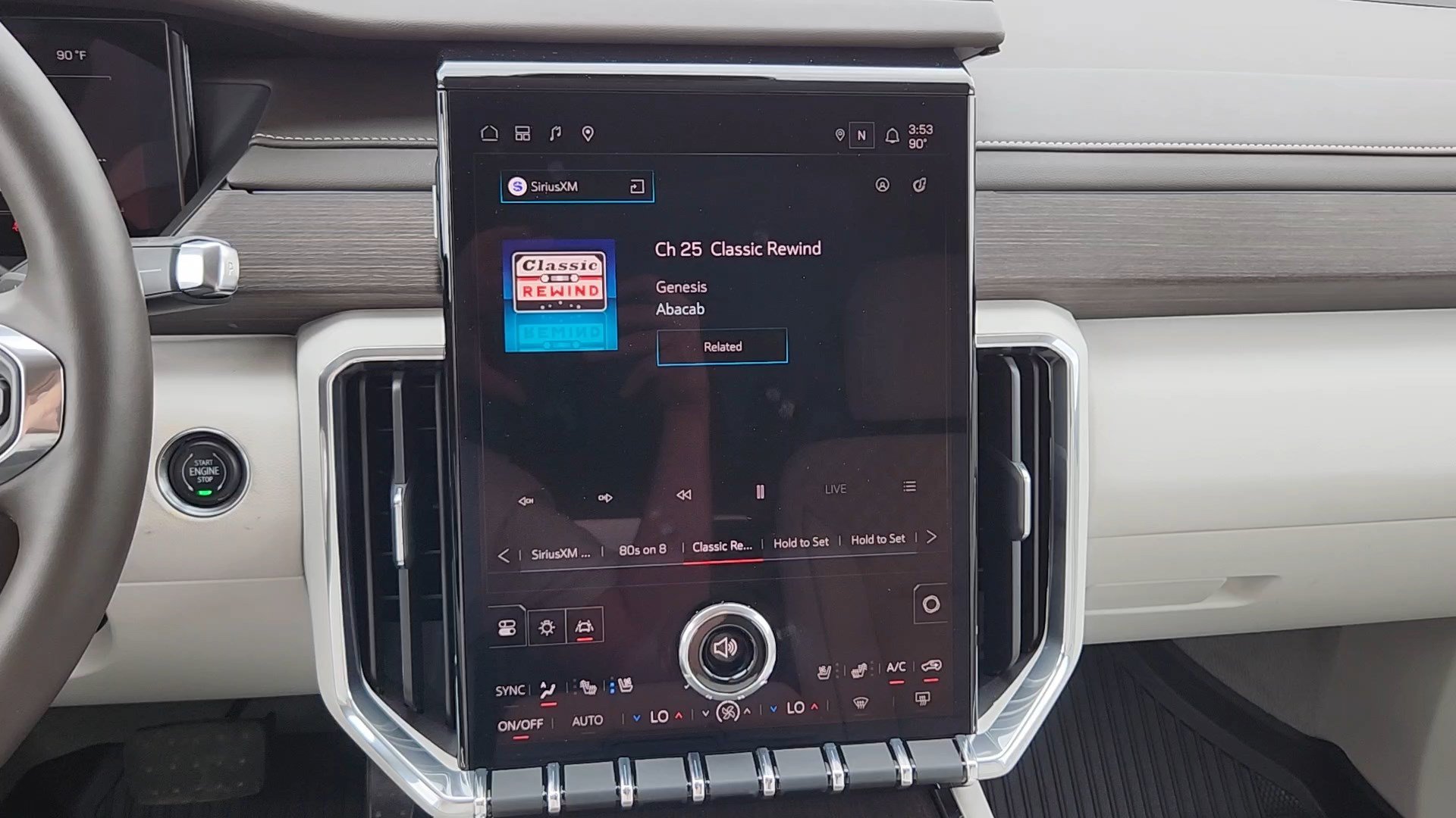 Used 2024 GMC Acadia Denali AWD/4WD image 15