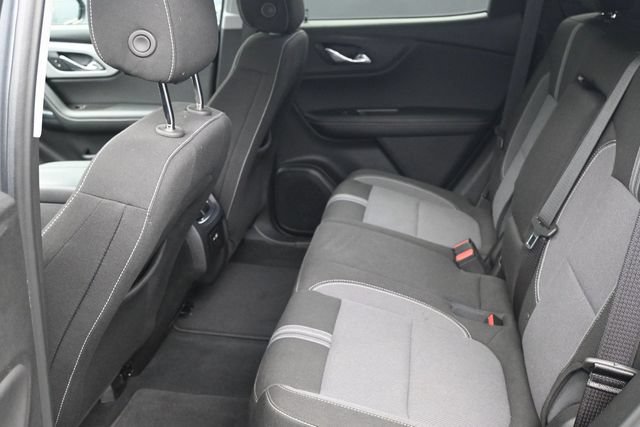 Used 2025 Chevrolet Blazer LT AWD/4WD image 5