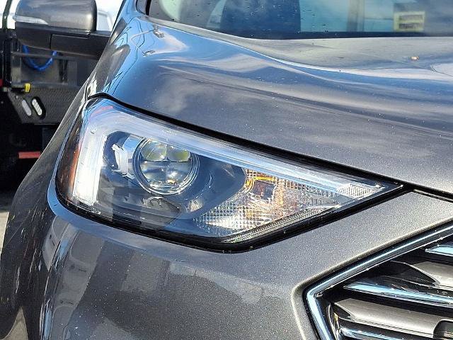 Certified 2024 Ford Edge Titanium image 9