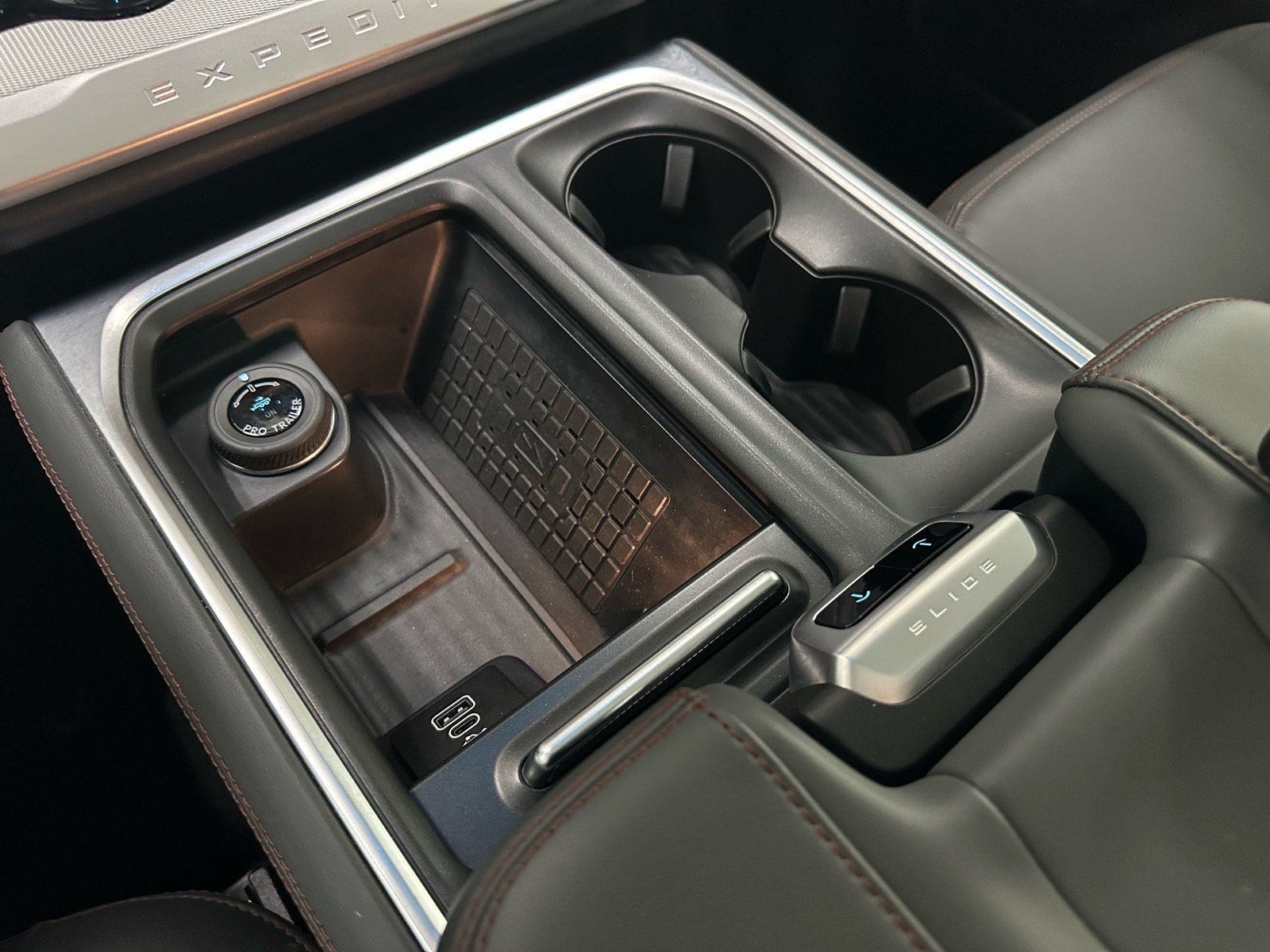 Certified 2025 Ford Expedition Active RWD image 41