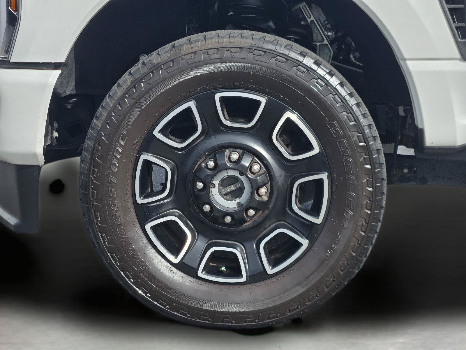 Certified 2024 Ford F250 Platinum w/ FX4 Off-Road Package AWD/4WD image 11
