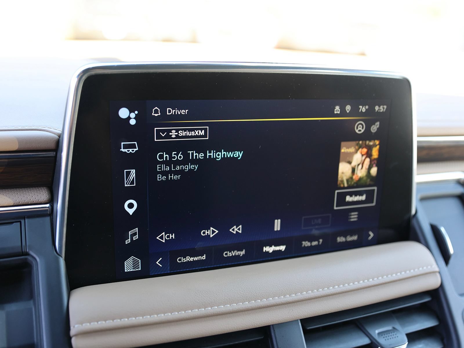 Used 2024 Chevrolet Tahoe Premier AWD/4WD image 27