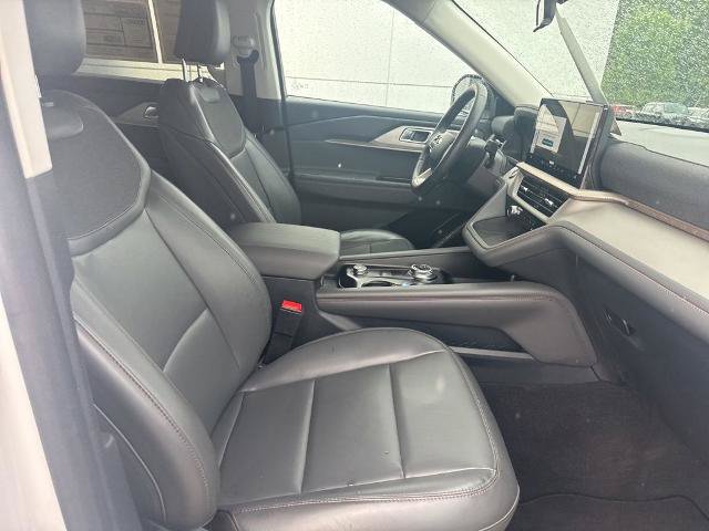 Certified 2026 Ford Explorer Active w/ Active Comfort Package RWD image 29