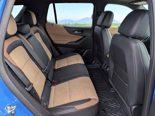 Used 2026 Chevrolet Equinox ACTIV w/ Convenience Package III AWD/4WD image 18