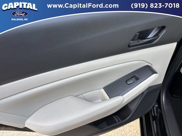 Used 2025 Nissan Altima 2.5 SV FWD image 17