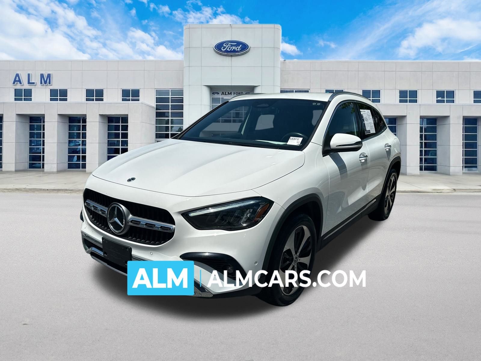Used 2025 Mercedes-Benz GLA 250 image 1