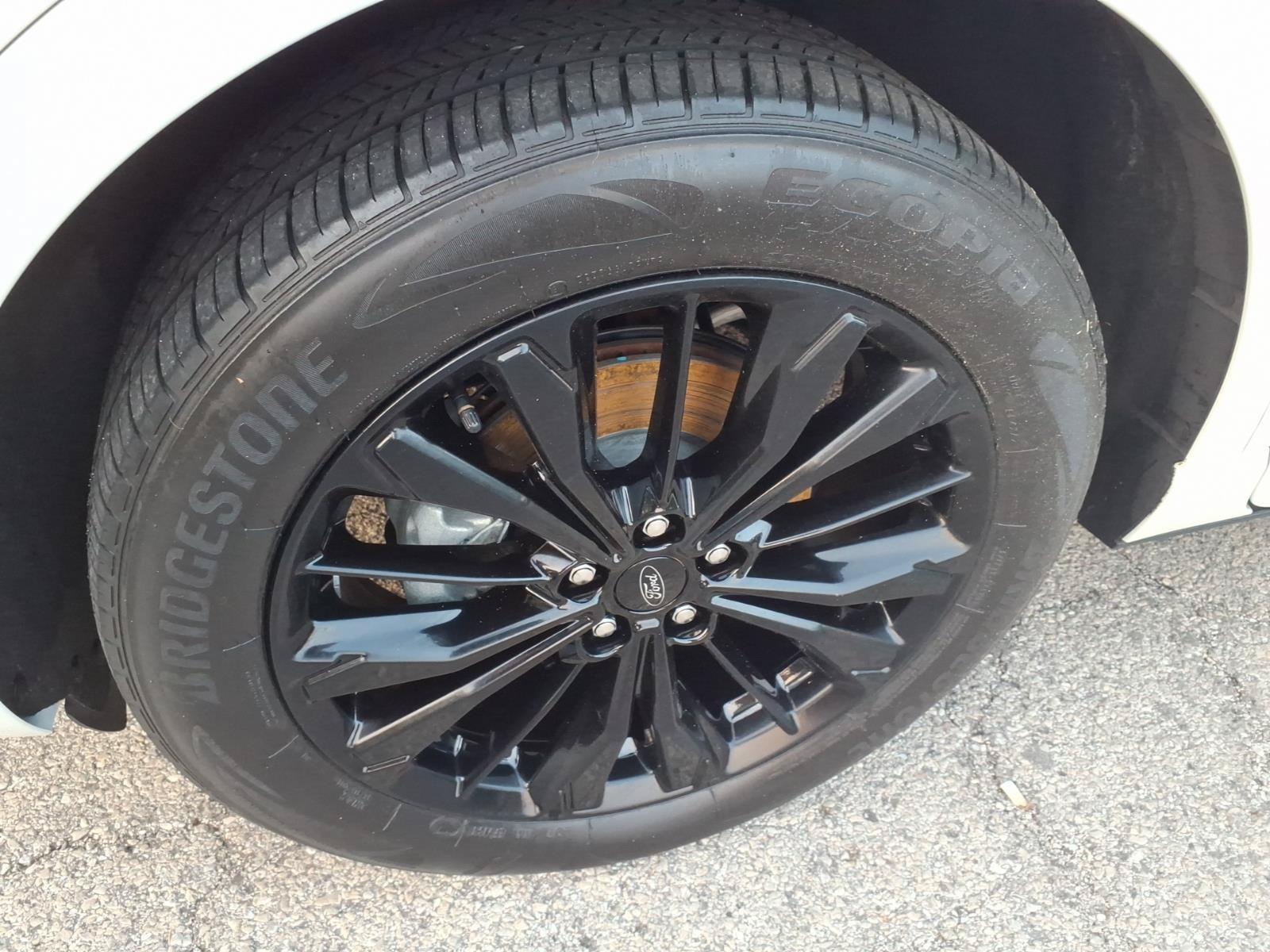 Certified 2024 Ford Escape ST-Line Elite w/ Premium Technology Package AWD/4WD image 8