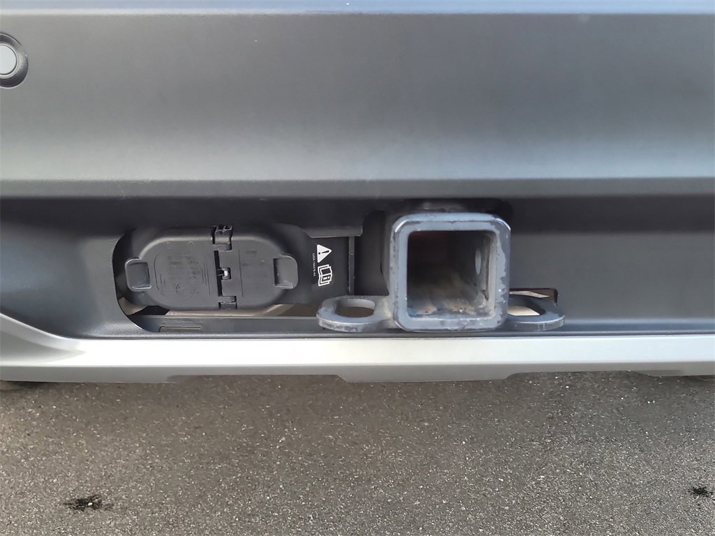 Certified 2023 Ford Explorer Limited w/ Limited Technology Package image 7