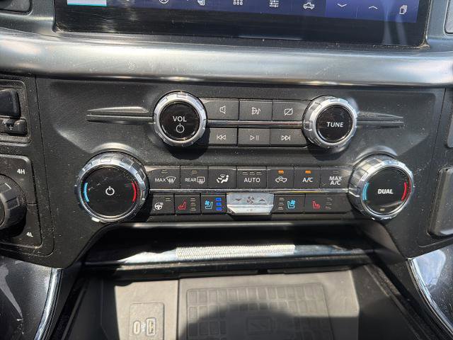 Certified 2022 Ford F150 Lariat w/ Equipment Group 502A High image 23