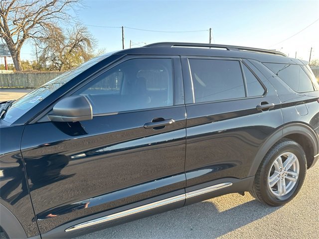 Certified 2021 Ford Explorer XLT image 11