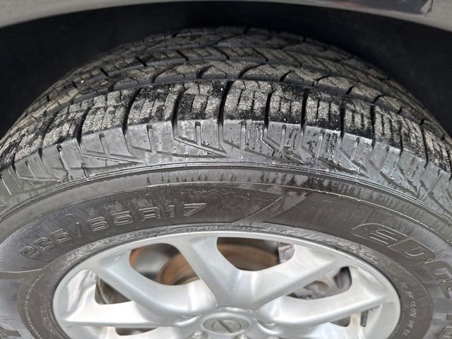 Used 2023 Chrysler Pacifica Touring-L FWD image 11