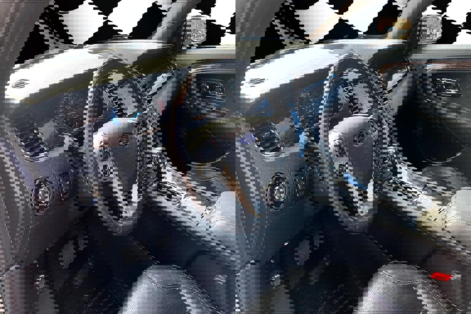 Certified 2017 Ford Taurus Limited image 13