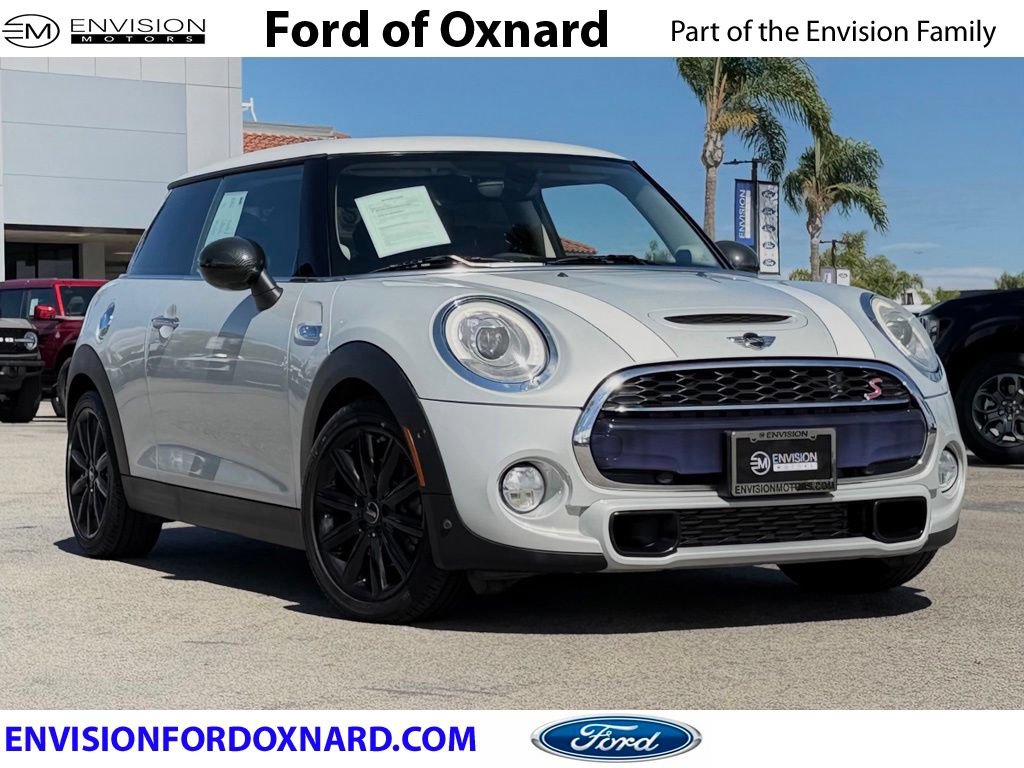 Used 2018 MINI Cooper S FWD image 1