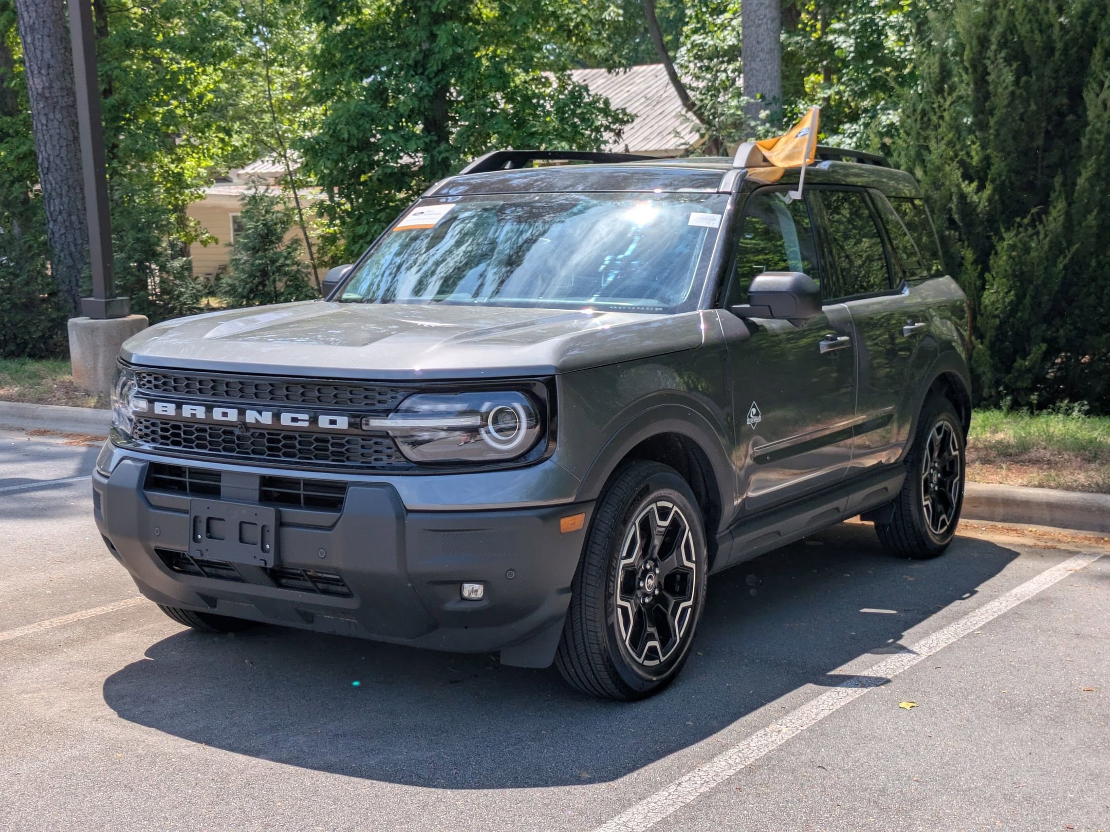 Certified 2025 Ford Bronco Sport Outer Banks w/ Outer Banks Tech Package+ AWD/4WD image 6